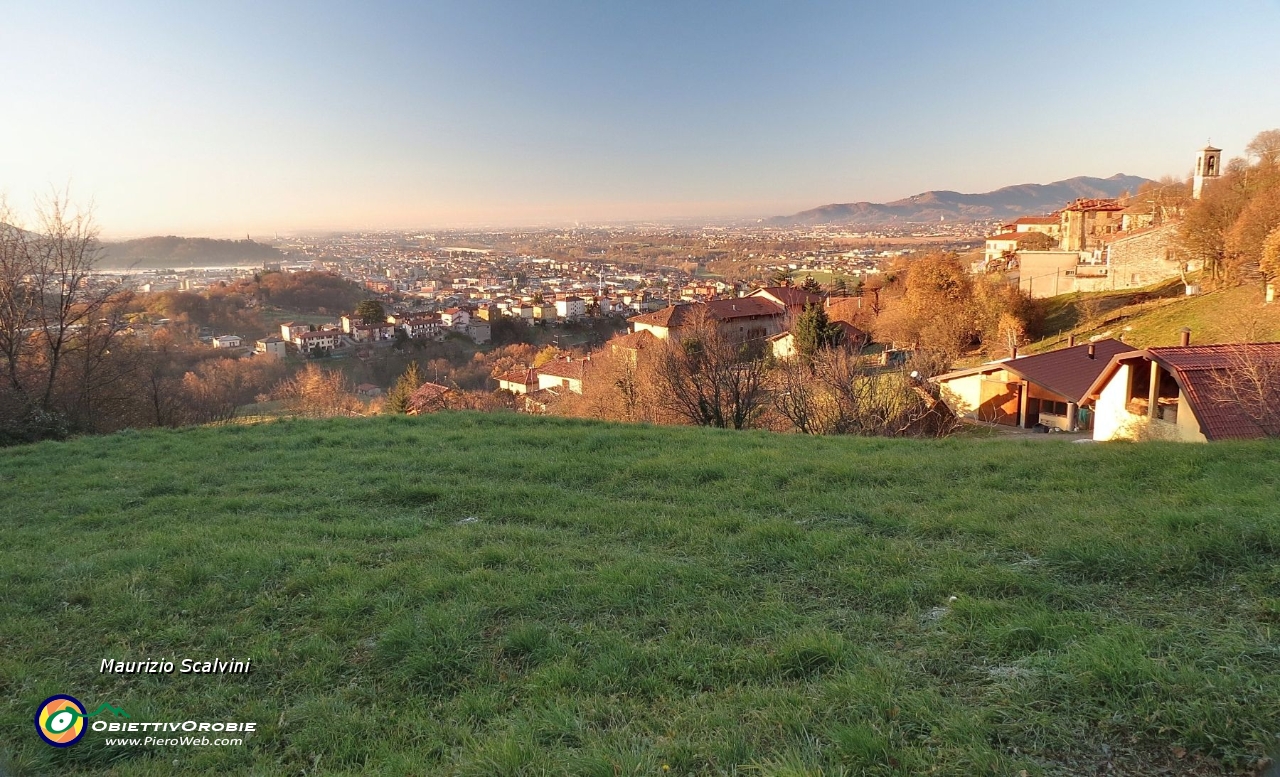 05 Panorama da San Mauro....JPG